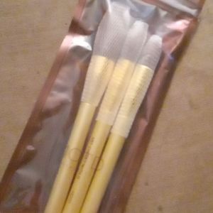 MOTD Make Up Brushes Pack of 3